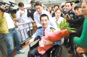 “最美铁警”回到家乡