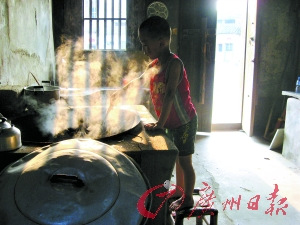 五岁男童欲捐肾救尿毒症母亲