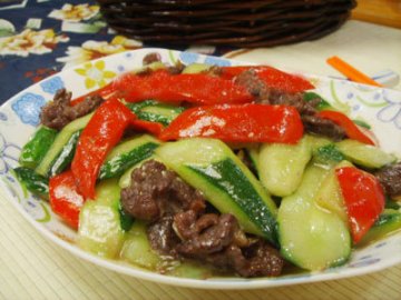 黄瓜炒牛肉