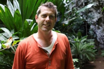 英科学家将密封容器内靠160棵植物生活48小时