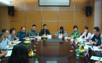 中国疾控中心性艾中心专家组对重庆市2012年艾滋病防治数据质量进行现场评估