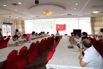 迅速部署，全面启动临时党支部工作
