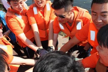 携手共进 拼搏向上——国家卫生计生委龙舟队取得优异成绩