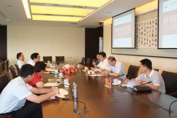 省教育厅朱卫国副厅长来我校考察指导校园安全稳定工作