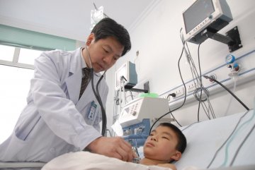 逾1300例贫困先心病儿童在哈医大一院获救治
