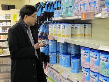 高永文：借镜英辅助疗法规管