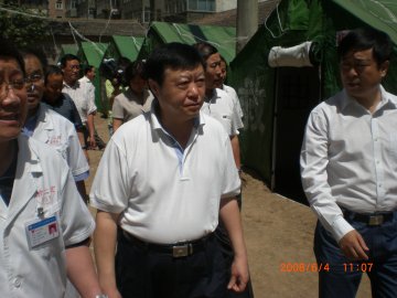 吴刚副局长深入甘肃地震重灾区陇南等地察看中医医疗机构灾情