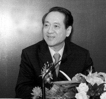 用生命价值托举医学人生