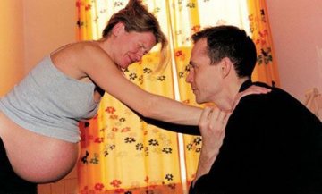 实拍丹麦孕妇水下分娩全过程