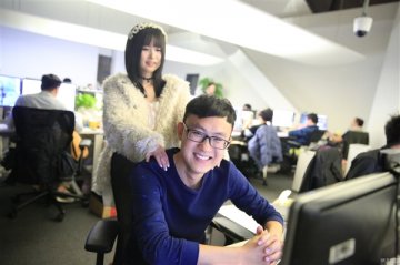 手游公司“双11”福利：请美女为男程序员按摩
