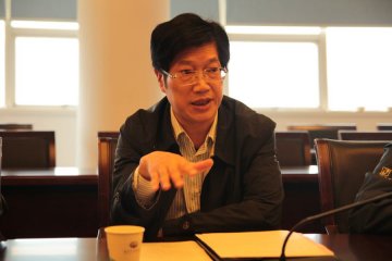 栖霞区纪委副书记牛立一行来我校走访调研