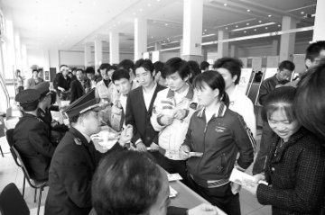 “职业防护”走近外来务工者