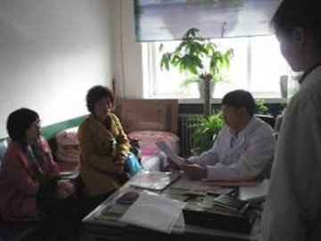 甘肃省敦煌市疾控中心对艾滋病快速检测点进行督导检查
