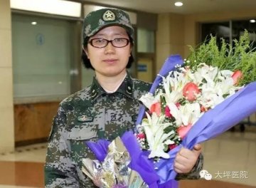 大坪医院援利抗埃英雄王耀丽：当使命来临