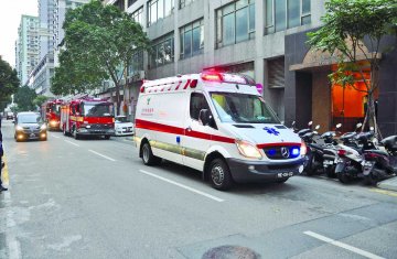 两女生疑自杀亡