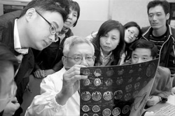 患者主持讨论 医生聆听心声
