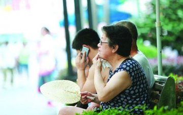 桑拿天皮肤问题多，丁克防护远离困扰