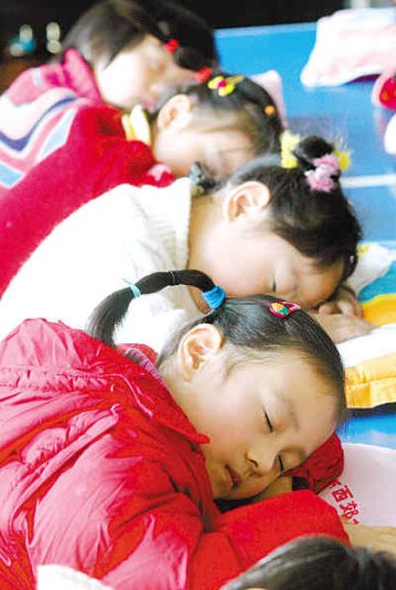 胜吃任何保健品 专家传授“睡眠大法”