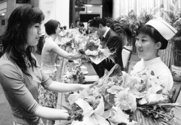 英模事迹感动首都医务工作者