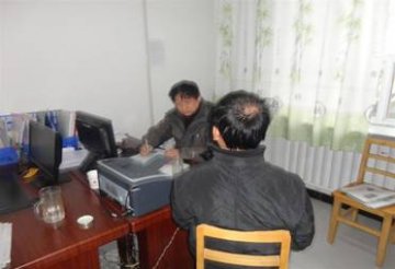 新疆巴州博湖县疾控中心对新增外地艾滋病病人进行随访