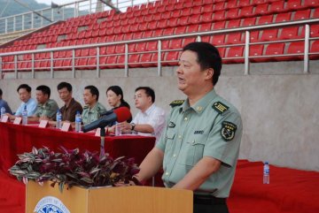我校2007级新生军训动员大会隆重举行
