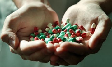 科学家揭示超级细菌产生耐药基因原因