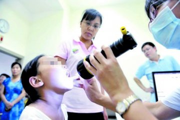 病毒性咽颊炎vs手足口病