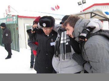 哈尔滨志愿者车队携手医院开通“绿色生命通道”