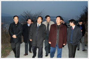 基层党组织考核简报（一）：专家组一行进驻我校