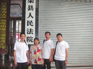 矿工患尘肺病上诉索工伤赔偿 老板否认其曾下井