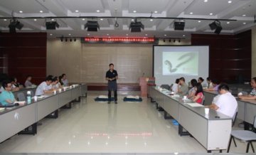 职业卫生所第一、四党支部开展紧急医学救援培训暨支部主题党日活动