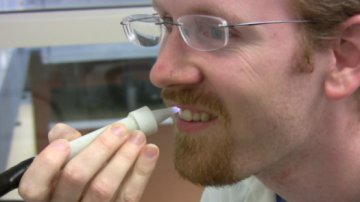 美研制等离子牙刷 可处理牙菌斑帮助补蛀牙