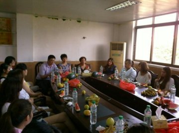 北海市社会福利院召开“5.12”护士节座谈会