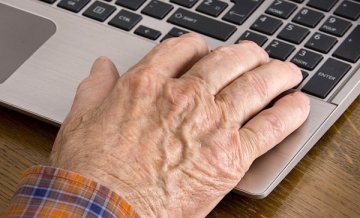 研究显示：上网可以降低老年人的抑郁症概率