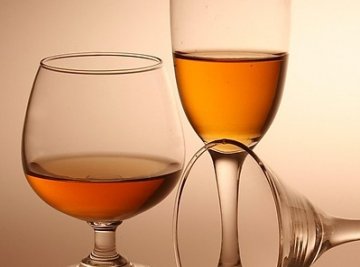 保健养生：男人喝酒不伤身的九大技巧