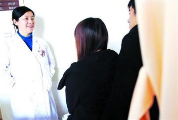 心理专家介入，轻伤者后怕减轻