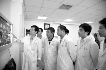 用活体移植激活学科——第四军医大学西京医院肝胆外科学科发展巡礼