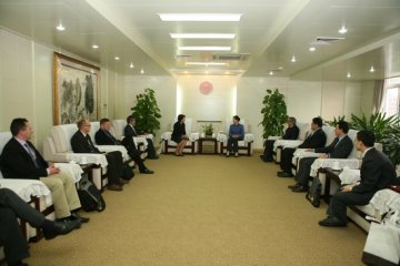 先正达公司代表团访问南开