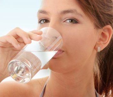 军医提醒：自检结合彩超及时发现乳腺癌
