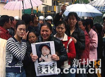 2名感冒幼婴在同一医院就诊后死亡