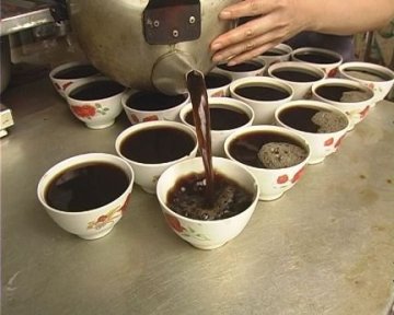 夏季不宜盲目泻火 脾胃虚弱少饮凉茶