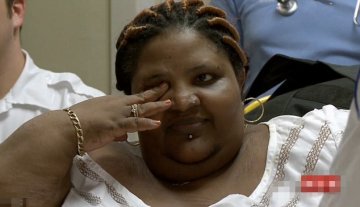 美妇女因过度肥胖而死被拍成节目