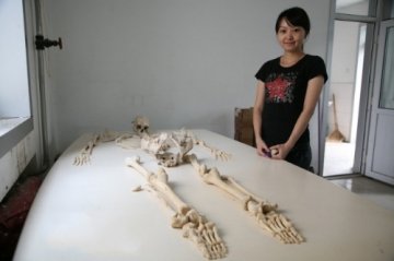 探访阴森“人骨仓库”