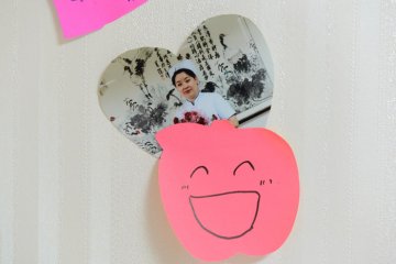 护士节爱心墙传递温暖