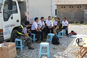 中国疾控中心专家组抵达云南景谷地赈灾区开展救灾防疫工作
