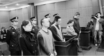 医药公司行贿医生多用药给回扣 称被潜规则所害