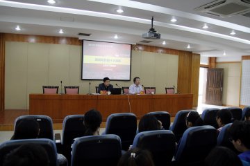 我校举办2013年度新闻业务培训班
