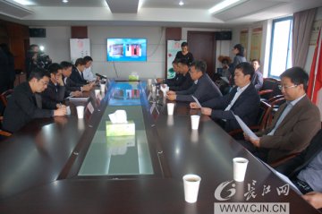 长江网：国家食药监总局调研武汉食药品监管体制改革