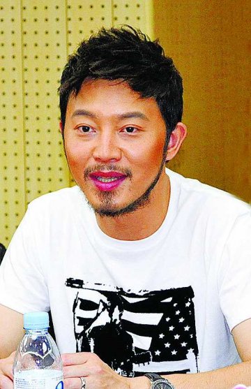 沙溢割盲肠手术顺利