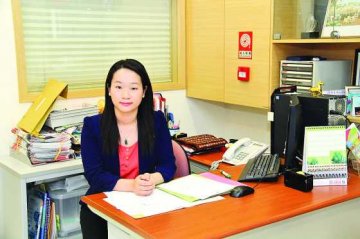 黄洁贞冀尽快乐实医学院构想